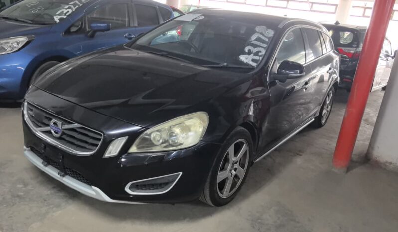 
								Volvo V60 full									