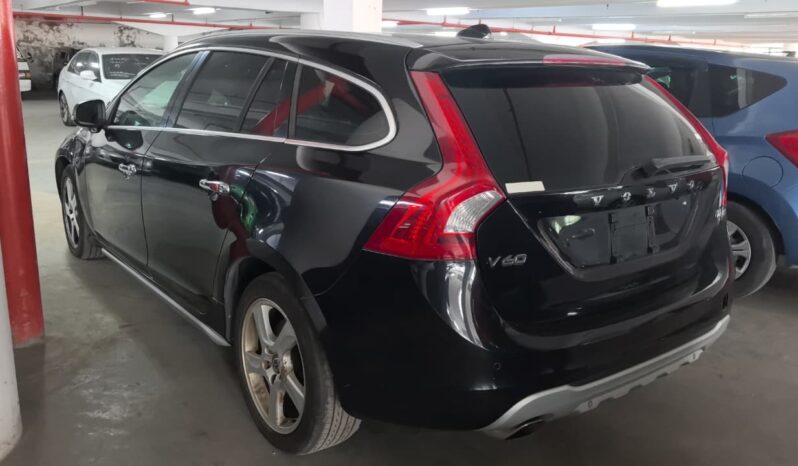 
								Volvo V60 full									