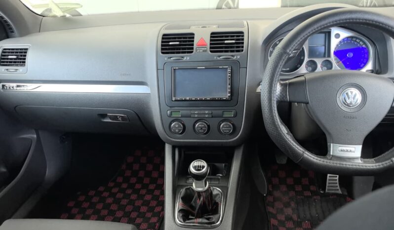 
								Vw golf 5 gti full									