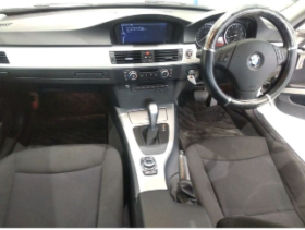 BMW 320I