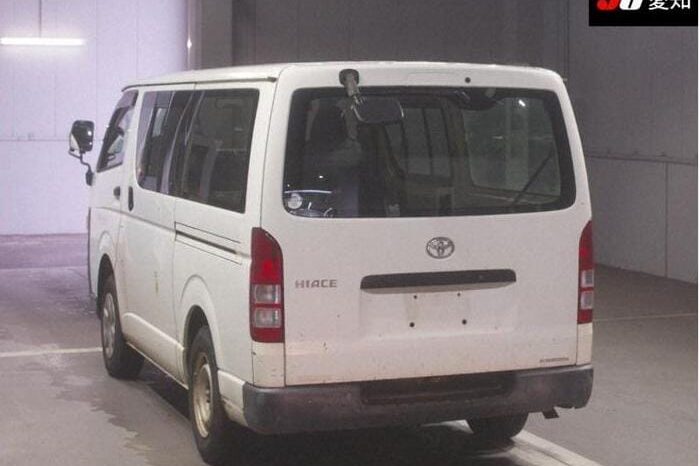 
								Toyota Hiace full									