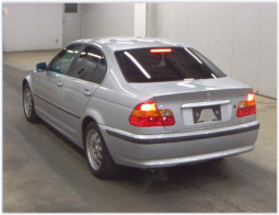 BMW 320i