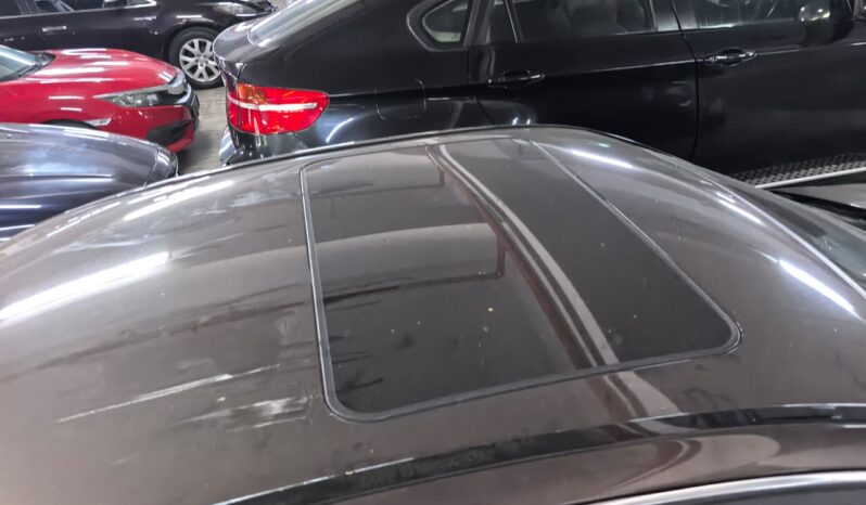 
								Mercedes Benz C200 full									