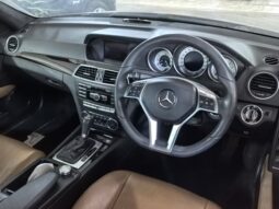 
										Mercedes Benz C200 full									