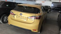 Lexus ct200h