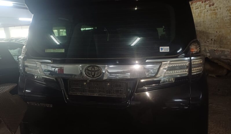 
								TOYOTA VELLFIRE full									