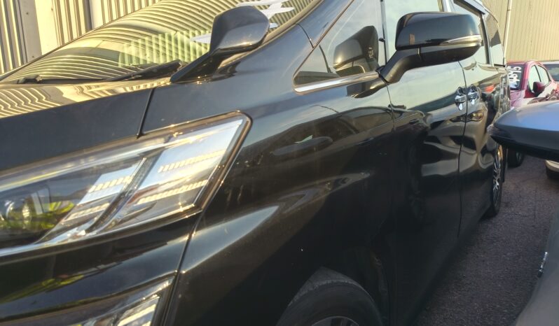 
								TOYOTA VELLFIRE full									