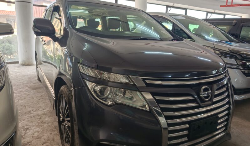 
								NISSAN ELGRAND full									
