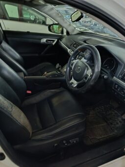 LEXUS CT200H