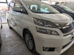 TOYOTA VELLFIRE