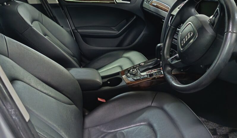 
								AUDI A4 full									