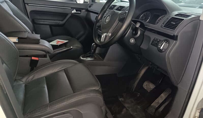 
								VW TOURAN full									