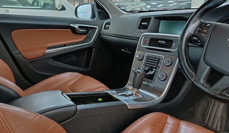 
								VOLVO S40 full									