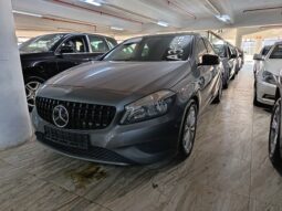 
										MERCEDES C180 full									