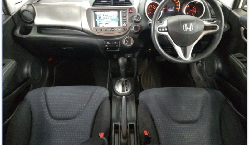
								Honda Fit full									