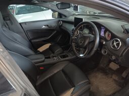 MERCEDES CLA180