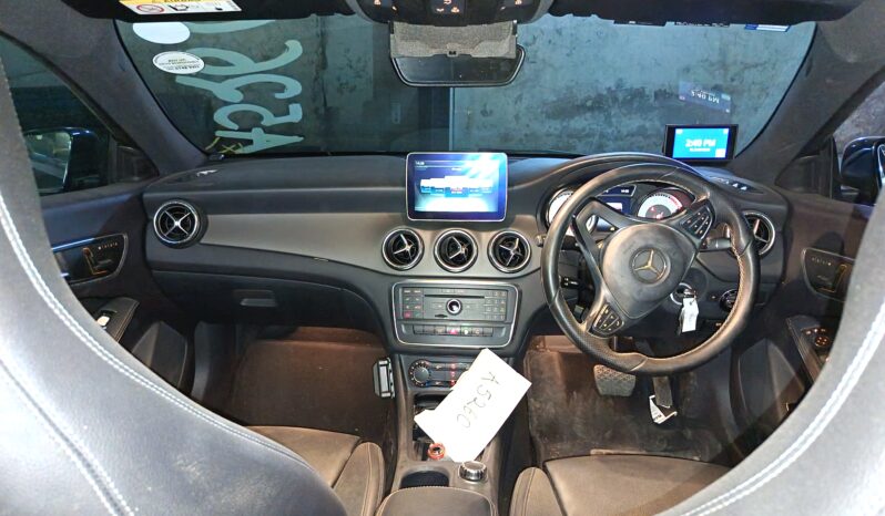 
								MERDEDES CLA180 full									