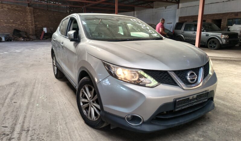
								NISSAN QASHQAI full									
