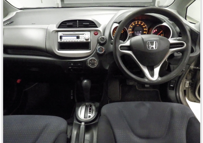 
								HONDA FIT full									