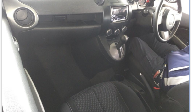 
								MAZDA DEMIO full									