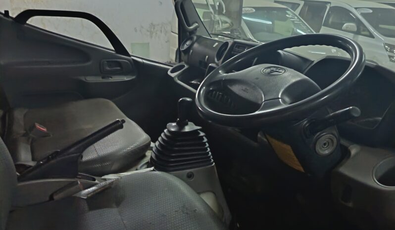 
								TOYOTA full									